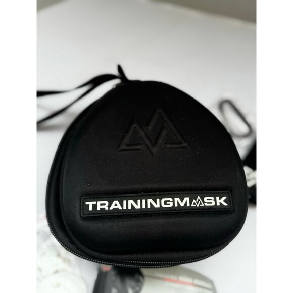 Training Mask 2.0 Elevation Simulates High Altitude Fitness Extras Endurance - Picture 10 of 14